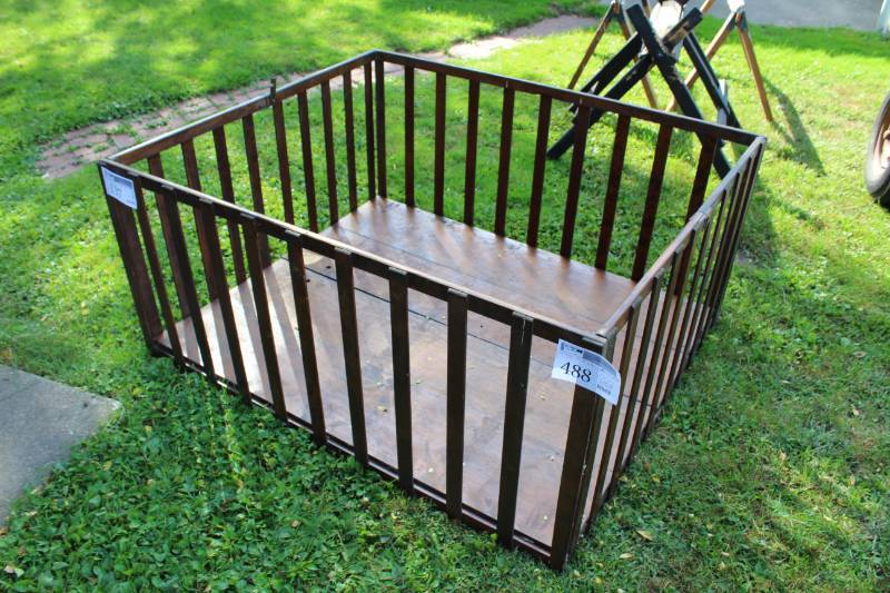 Vintage Childrens Play Pen