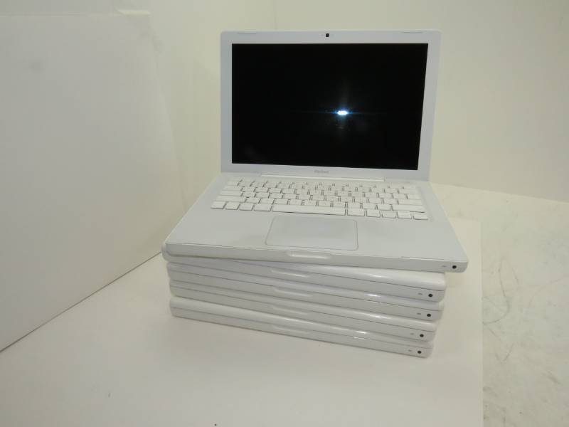 5 MacBook 2009 LapTop computers 2.13GHz processors