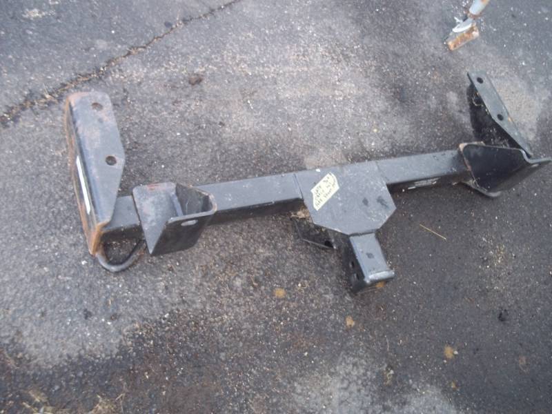 lot 7 image: Ford Front of truck Receiver Hitch for late 90s Early 00