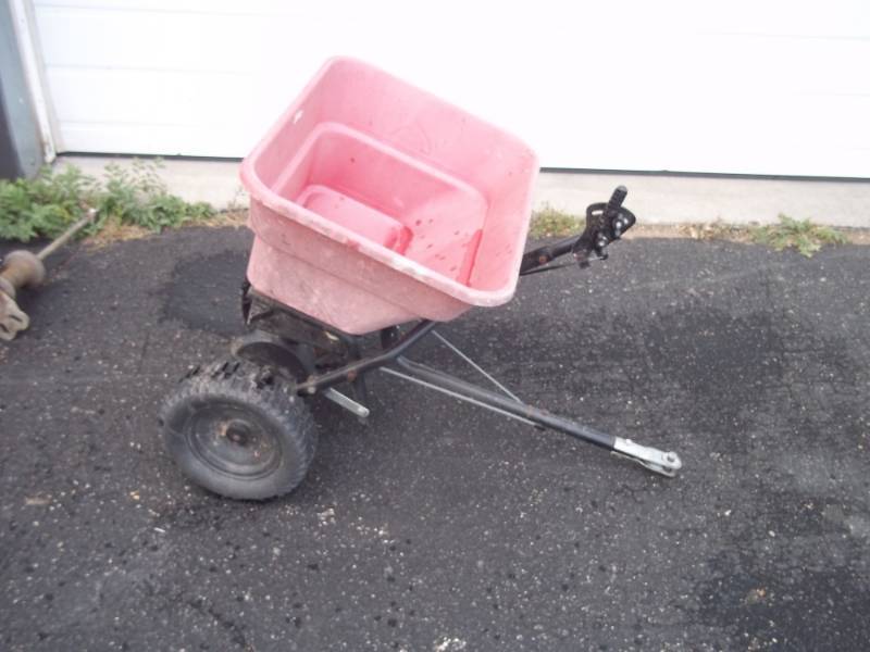 lot 11 image: Pull Behind Fertilizer Spreader