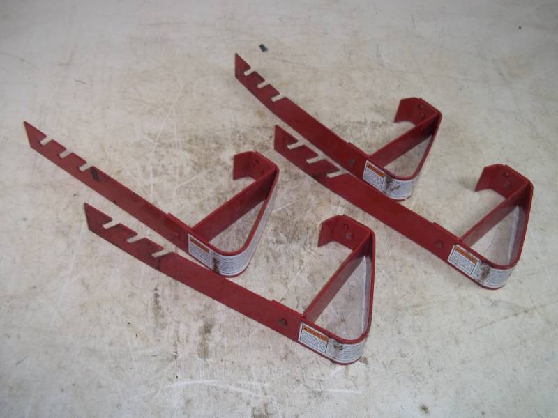 lot 13 image: 4 Roof Jacks