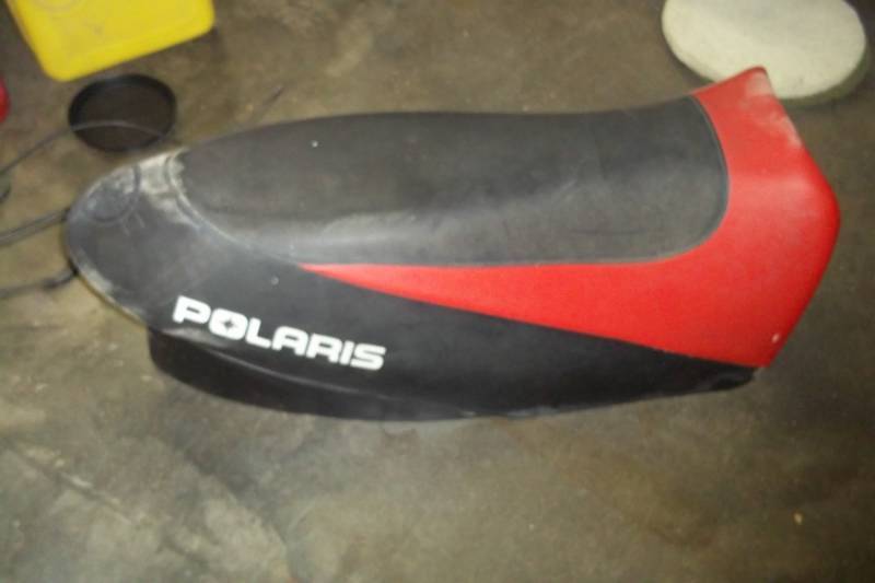 lot 33 image: Polaris PWC Seat 2009 RMK 900