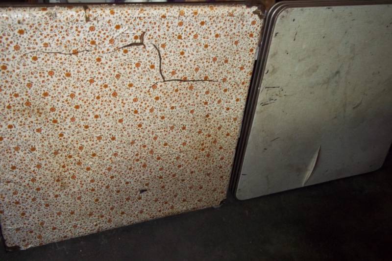 lot 38 image: Pair of Vintage Folding Tables