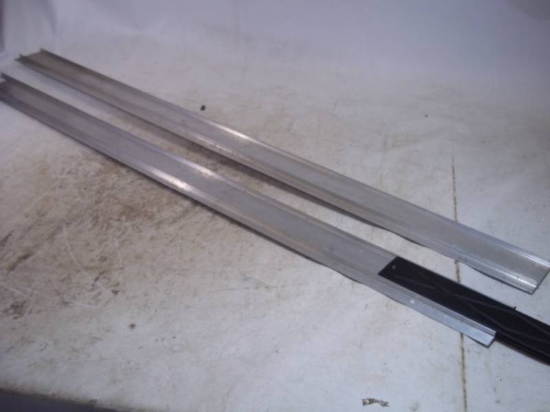 lot 48 image: Aluminum Straight Edge