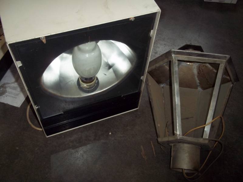 lot 57 image: Pair of Lights