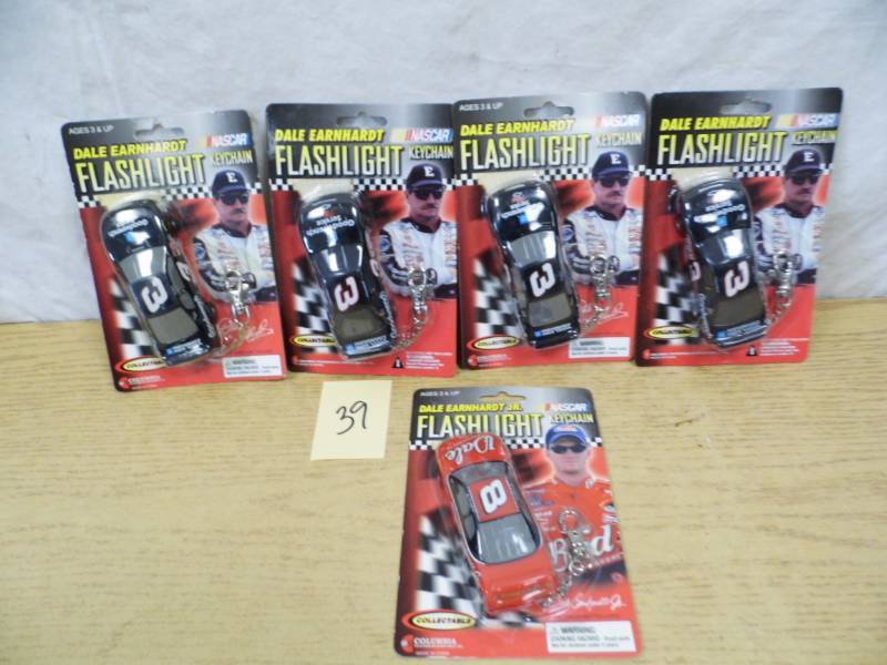 lot 39 image: Dale & Dale Jr Nascar Flashlights