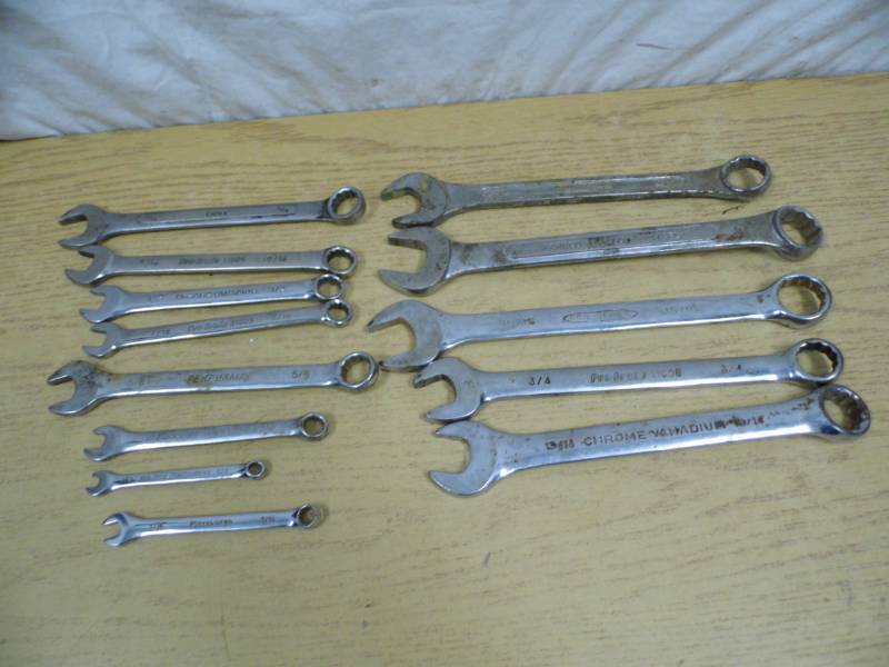 lot 42 image: Wrenches