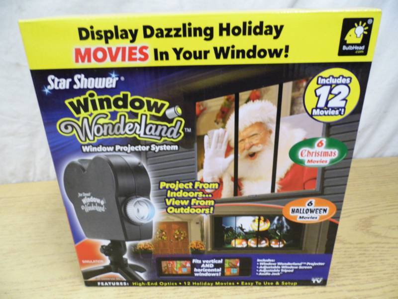 lot 64 image: New Halloween  Christmas Projector