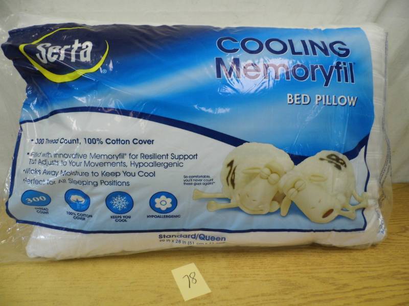 lot 78 image: New Serta Memory Cool Pillow