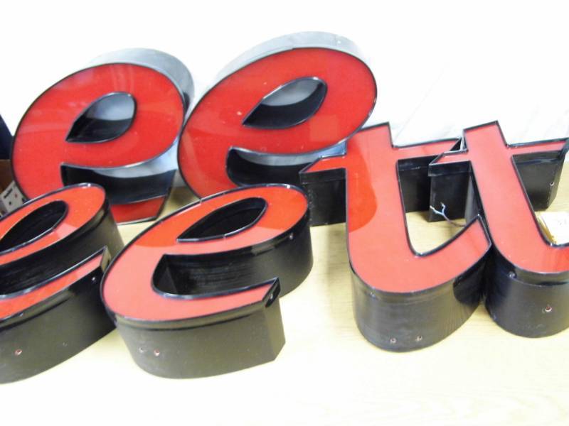 lot 89 image: Lot of LED Letters