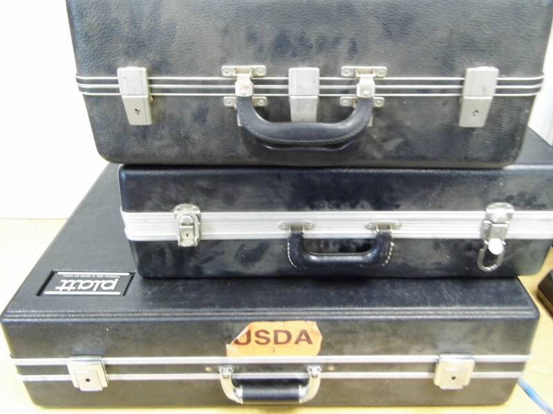 lot 90 image: Assorted Cases