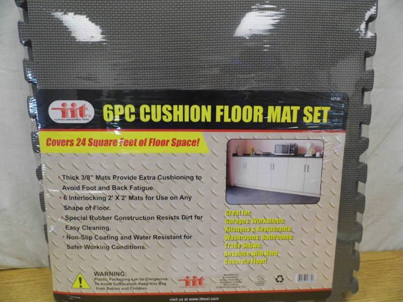 lot 106 image: New 6 Pc Cushion Floor Mat Set