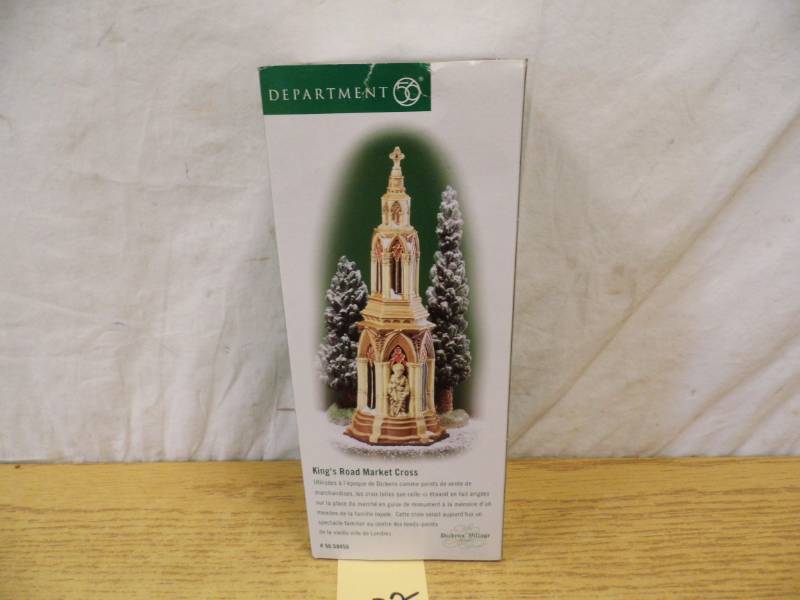 lot 122 image: Dept 56 Village Piece