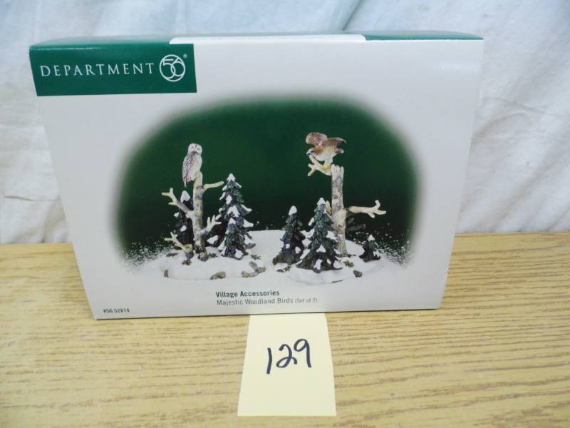 lot 129 image: Dept 56 Village Piece