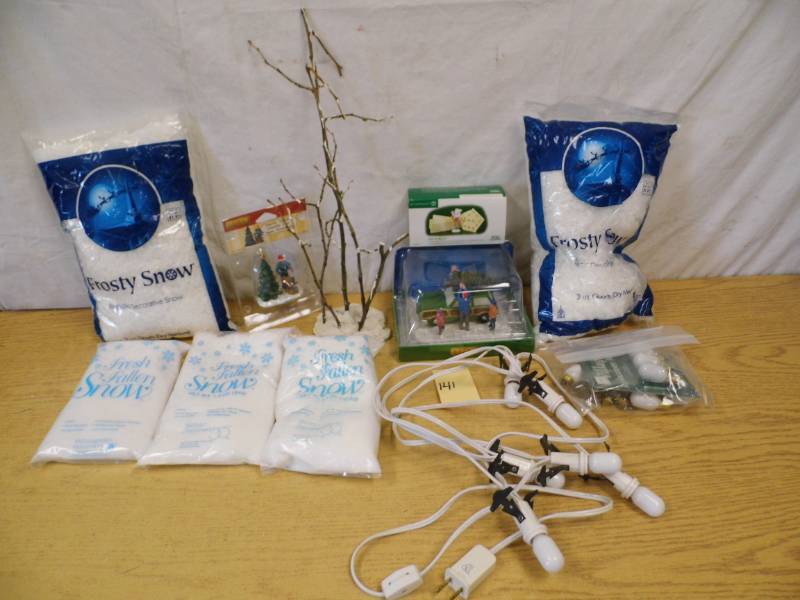 lot 141 image: Dept 56 Village Piece