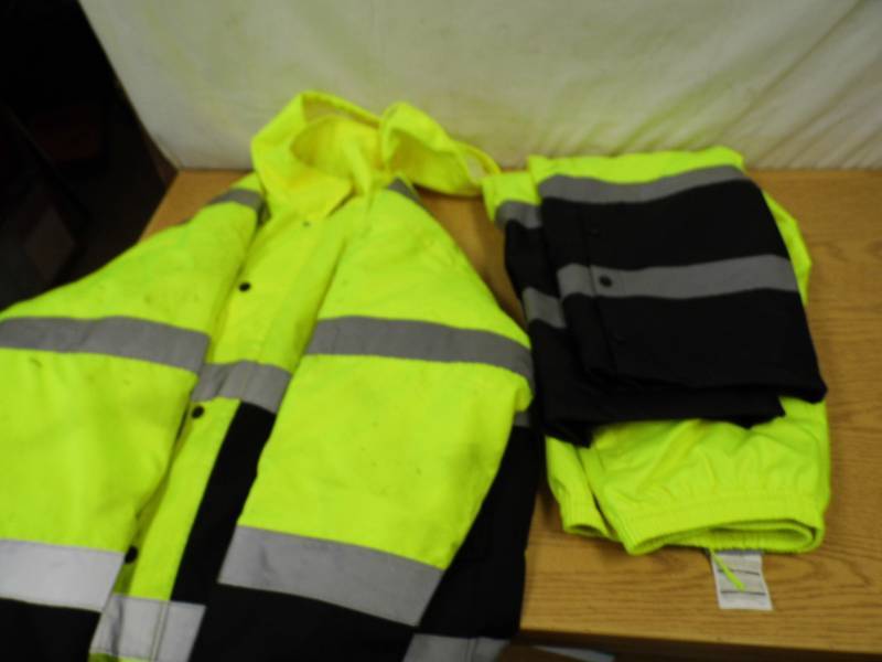 lot 150 image: Utility Pro Jacket - Pants