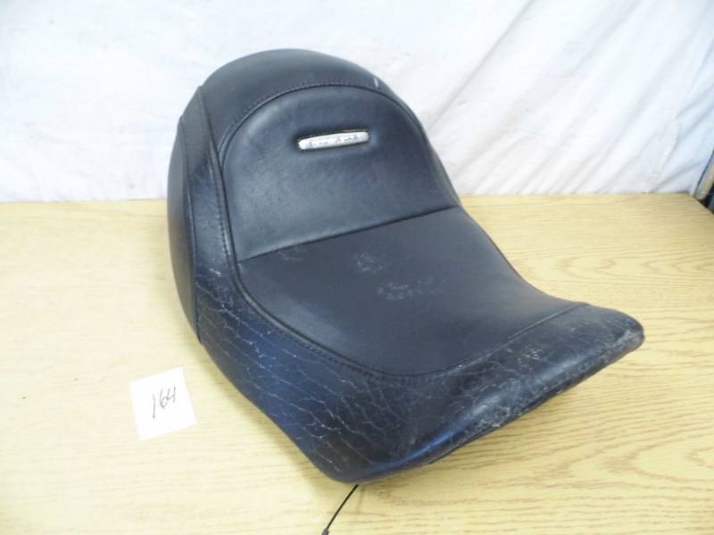 lot 164 image: Harley Davidson Seat