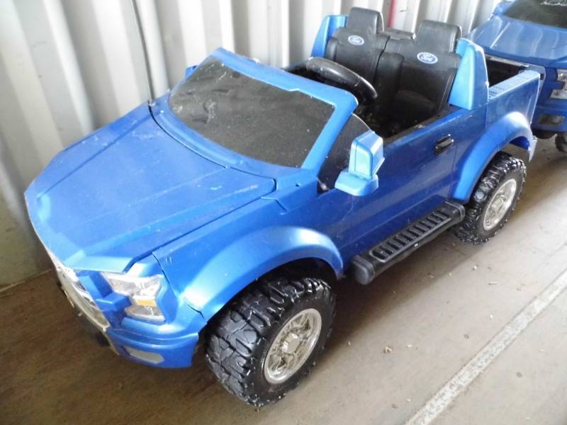 lot 177 image: F-150 Power Wheels Pickup