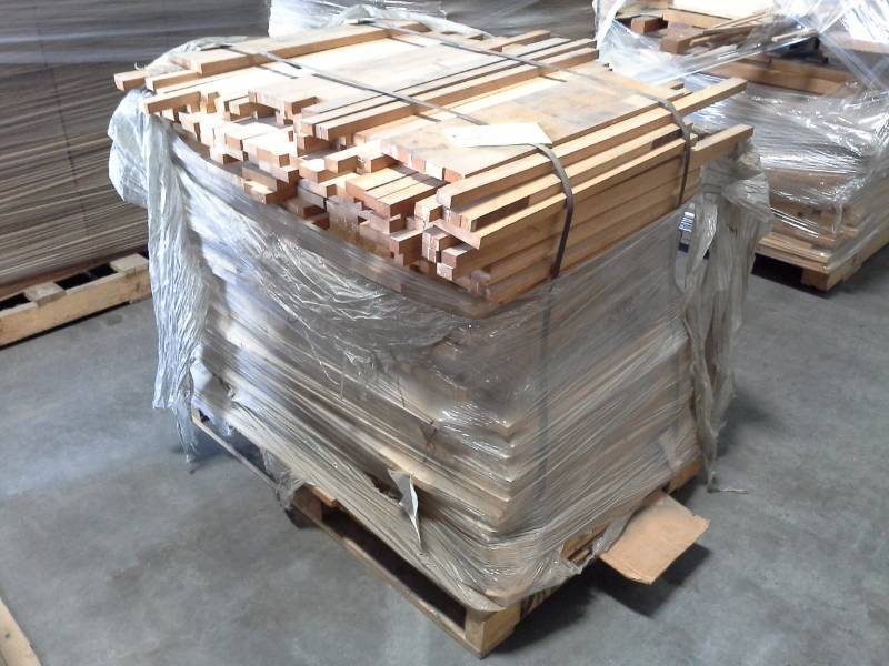lot 2034 image: Pallet of Pre-Glued Wood