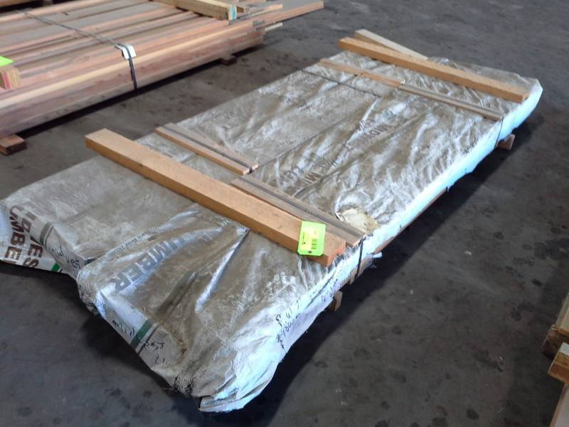 lot 2057 image: Pallet of  1116 x 1 - 116 Wood - 156 Pieces