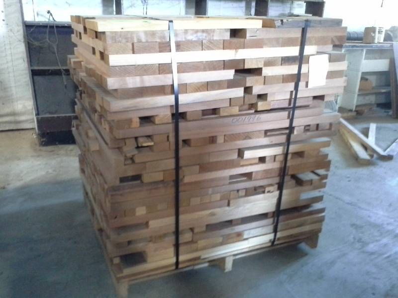 lot 2004 image: Pallet of Shorts - Narrow and Sapwood