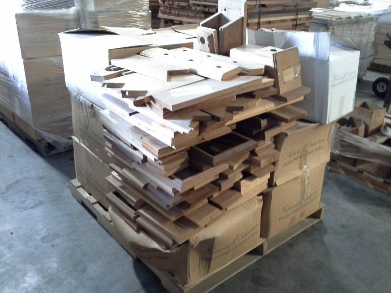 lot 2008 image: Pallet of Birdhouse Parts
