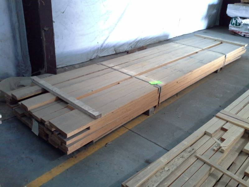 lot 2074 image: Bundle of 16 Wood