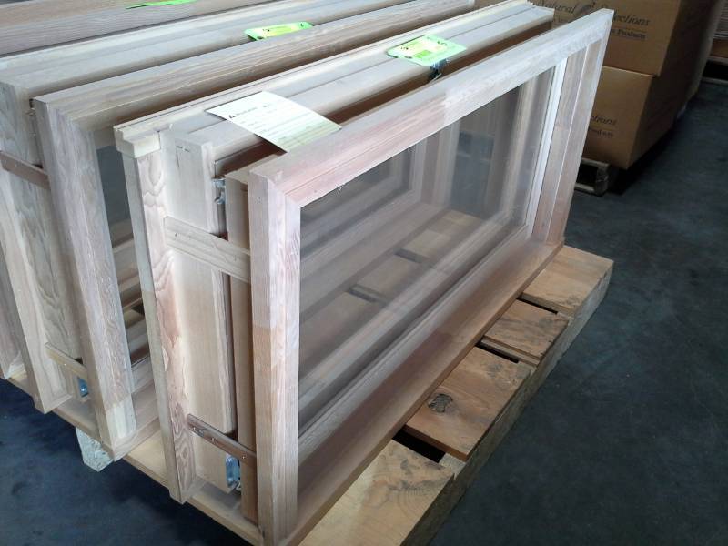 lot 2024 image: Pair of Ranch Windows