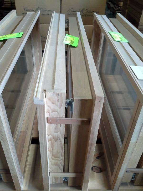 lot 2025 image: Pair of Ranch Windows