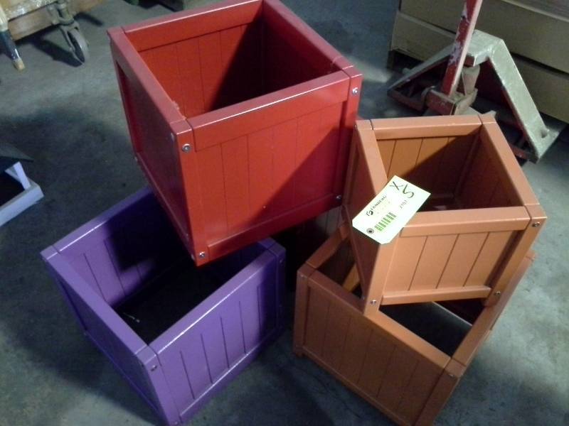 lot 2107 image: Five Misc. Planter Boxes