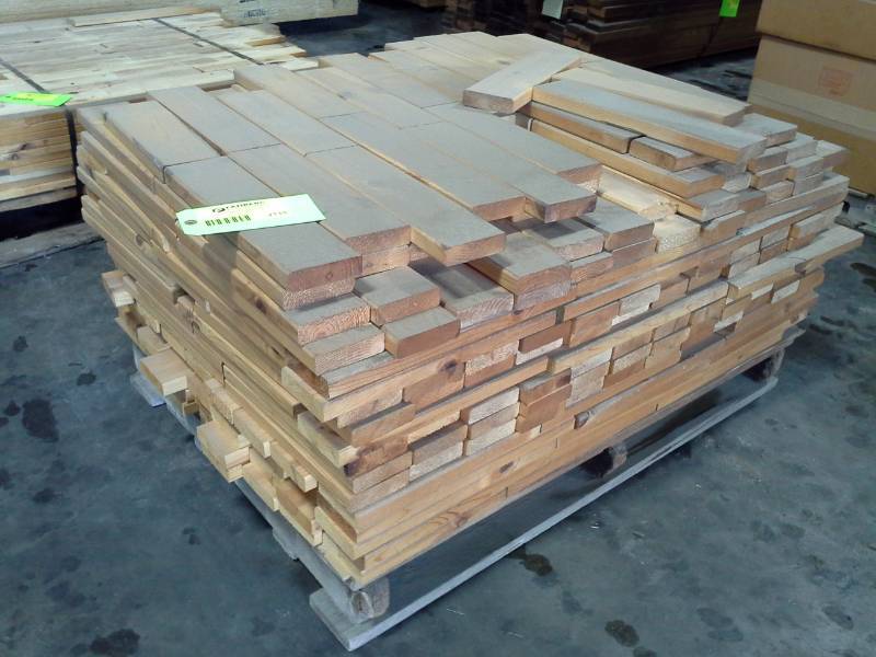 lot 2118 image: Pallet of Short Boards