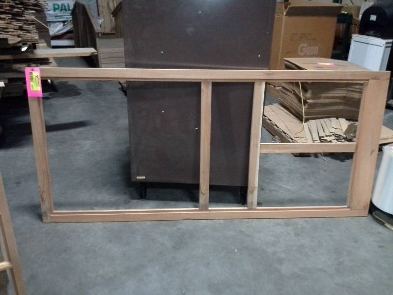 lot 2172 image: Door Frame