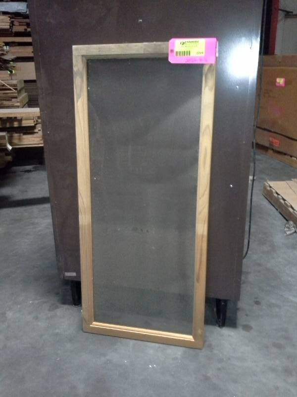 lot 2204 image: Door Frame