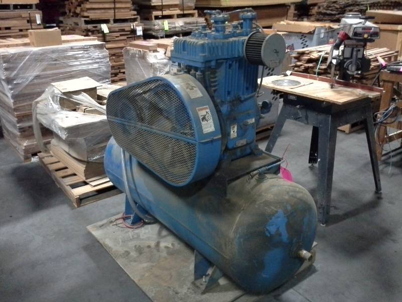 lot 2252 image: Quincy Model 350 Air Compressor (Needs Repair)