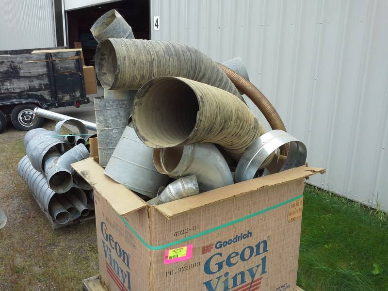 lot 2260 image: Misc. Pallet of Ductwork