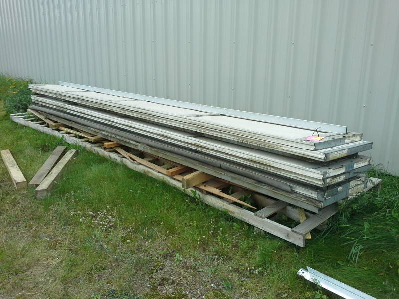 lot 2262 image: 16 Garage Door