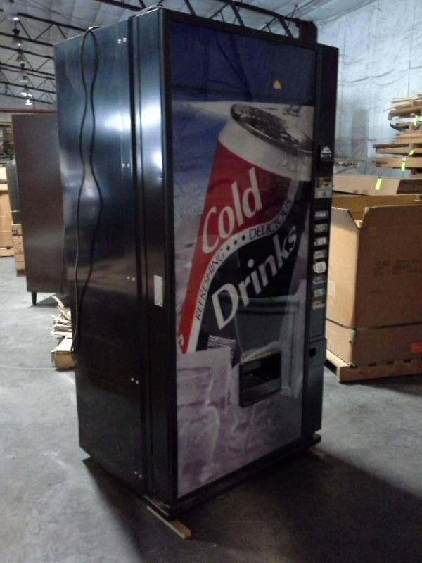 lot 2143 image: Royal Vendors RVCDE Pop Machine