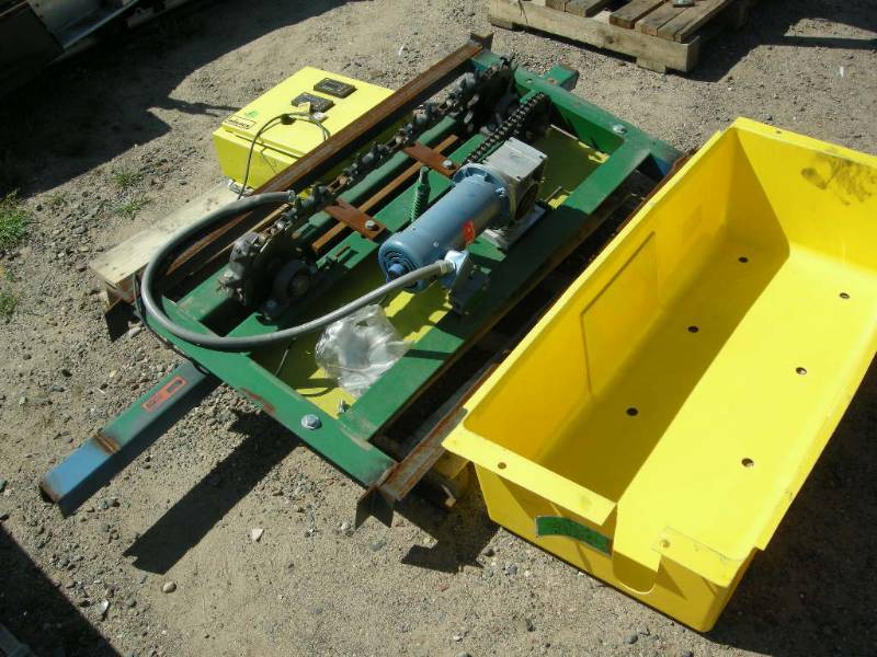 lot 4 image: Rapid-Flex Enclosed Track Overhead Conveyor