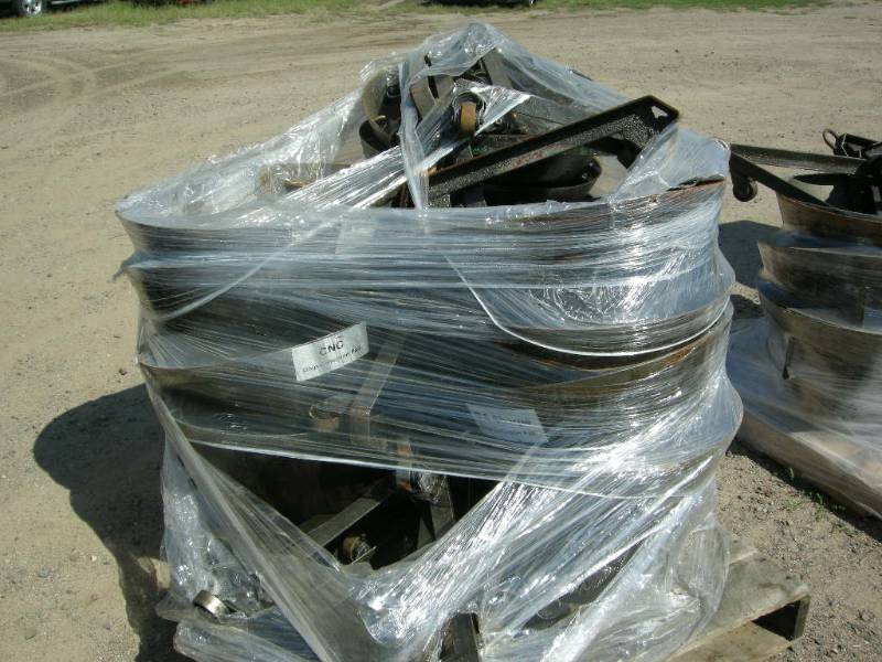 lot 10 image: Group CNC Chip Collection PansPails