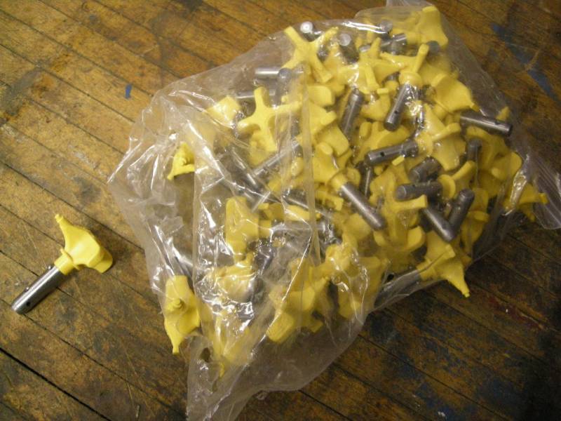 lot 34 image: WagnerTitan 113,417 Dual Spray Tip Nozzles