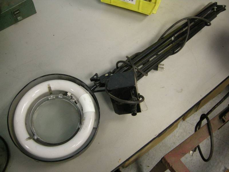 lot 52 image: Magnifier Light