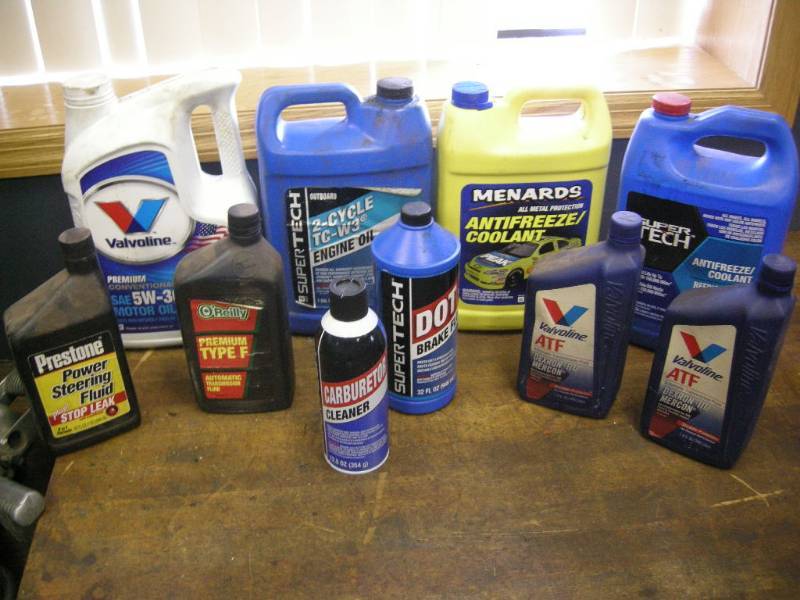 lot 92 image: Automotive Fluids