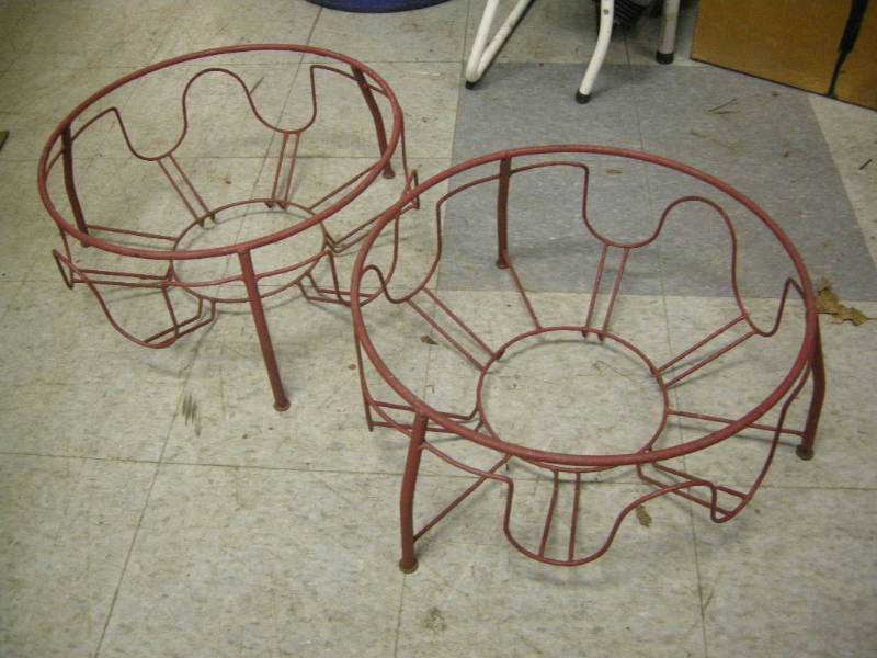 lot 94 image: Vintage DeckPlant Stands