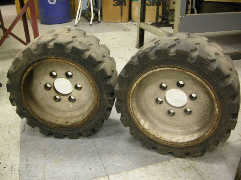 lot 100 image: Pair Forklift Wheels