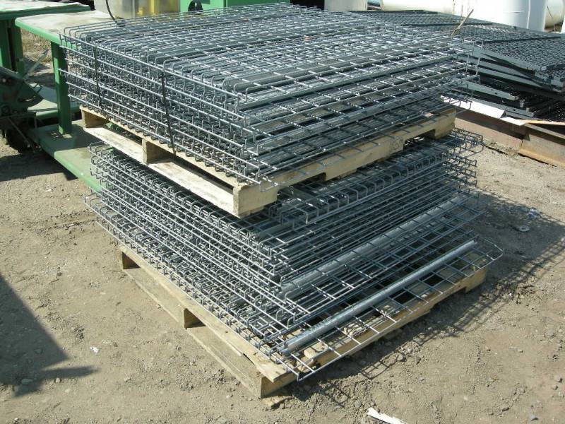 lot 111 image: Pallet Racking Wire Shelves