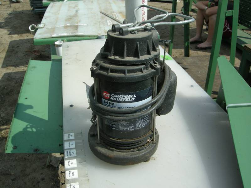lot 113 image: Campbell Hausfeld Submersible Sump Pump