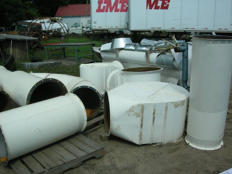 lot 122 image: Large Metal Conduit Tubing