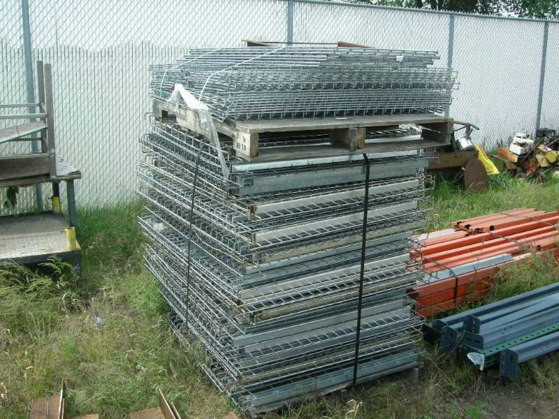 lot 125 image: Pallet Rack Wire Shelves