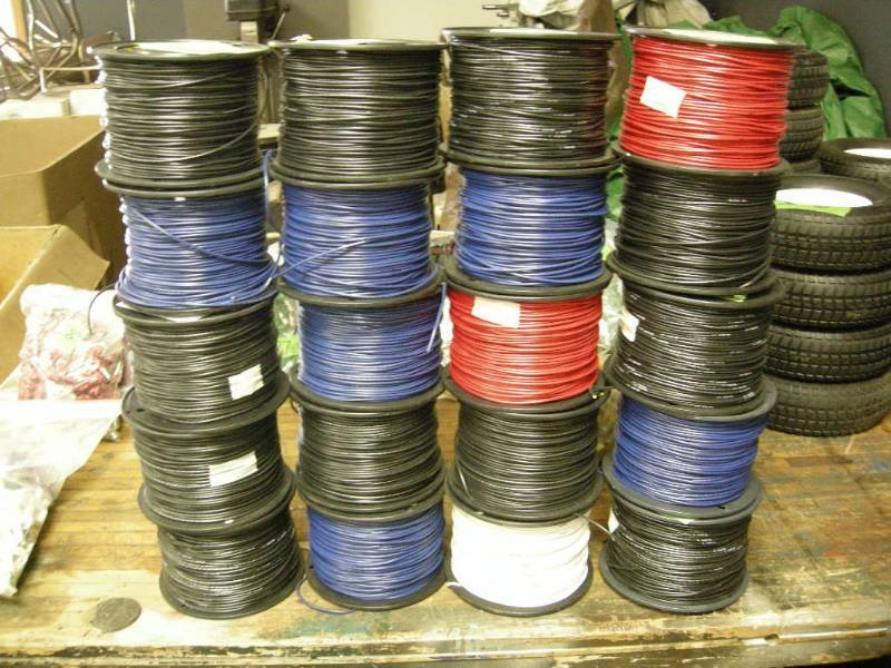 lot 143 image: 20 Spools 18AWG Wire