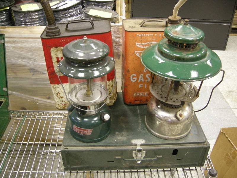 lot 158 image: Vintage Coleman Lanterns, Stove, and Cans